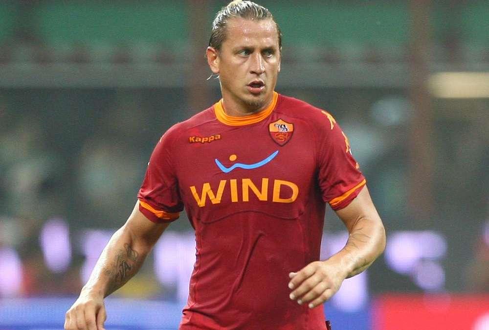 Roma, Conti: "Mexes resta con noi"