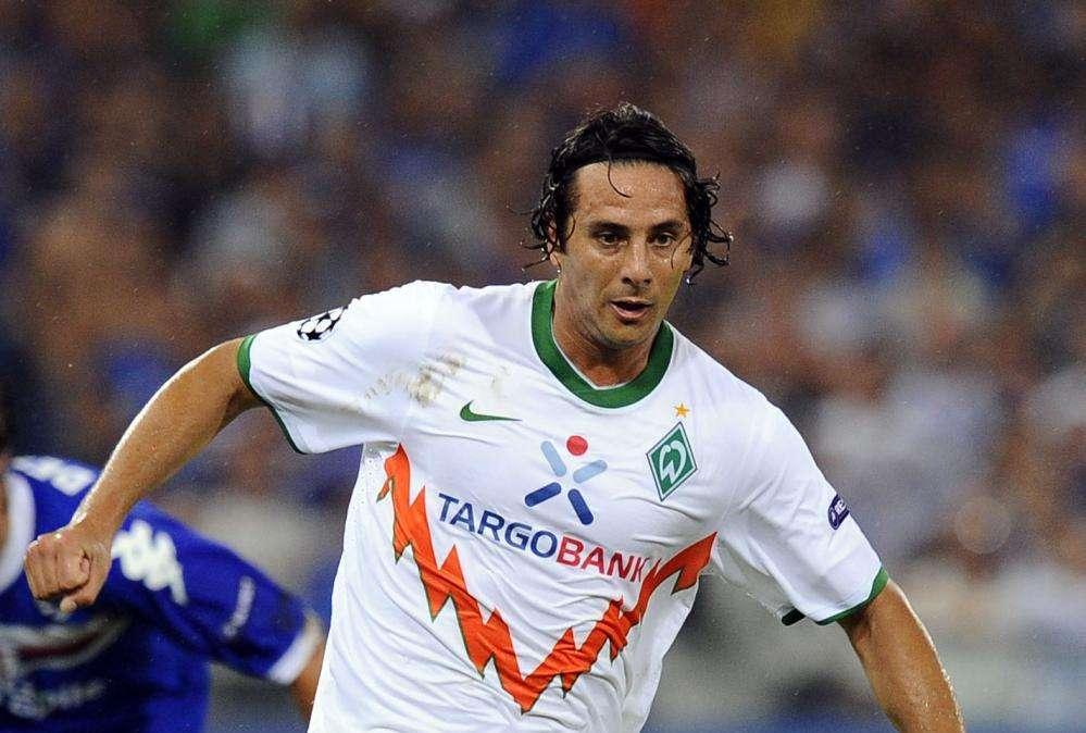 Schalke 04, Pizarro nel mirino, ma la concorrenza è agguerrita