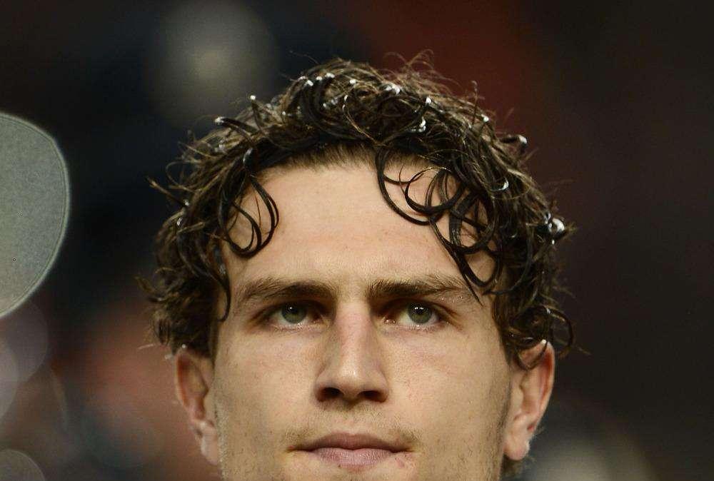 PSG, si punta Janmaat per sostituire Jallet