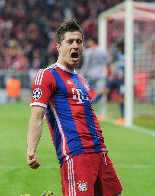 Bayern Monaco-Wolfsburg 5-1: incredibile Lewandowski