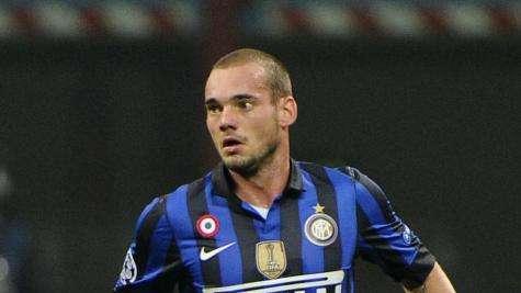 Inter, Branca: "Nessuna possibilità per Sneijder al City"