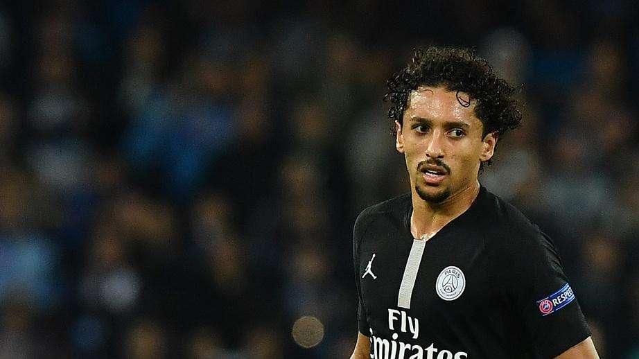 PSG, 200 bracciali in rosso e blu per Marquinhos