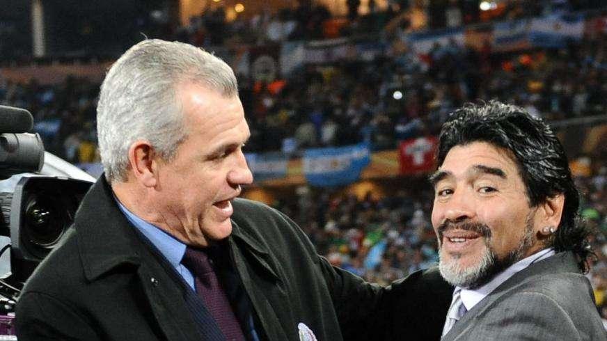 Real Madrid, Maradona incorona Mourinho