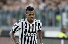Alex Sandro: "CL: vogliamo il primo posto nel girone"