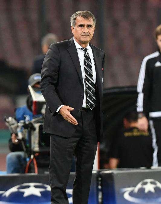 Besiktas, Adriano e Gunes decisi: "Battiamo il Napoli"