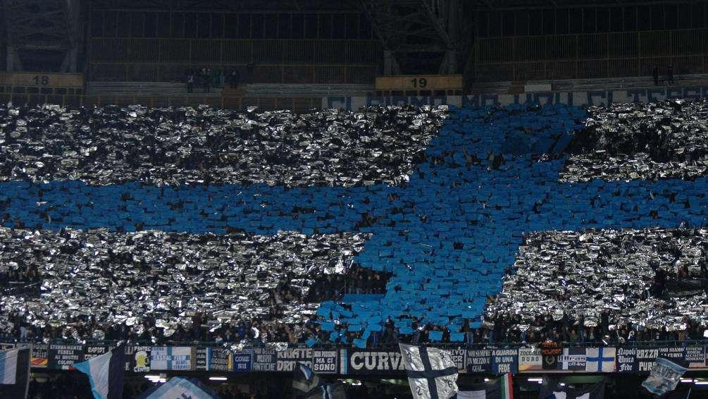 Napoli, per Perez c'è la fila