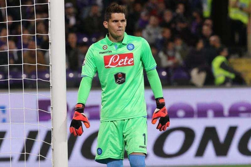 Retroscena Brugge - Napoli, si tratta la cessione di Rafael