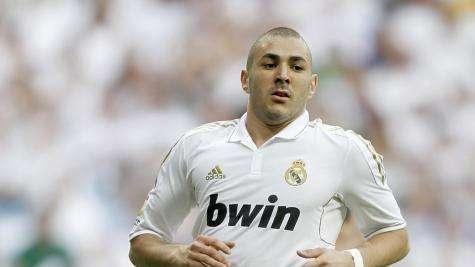 Real Madrid, Benzema non convocato per problemi muscolari