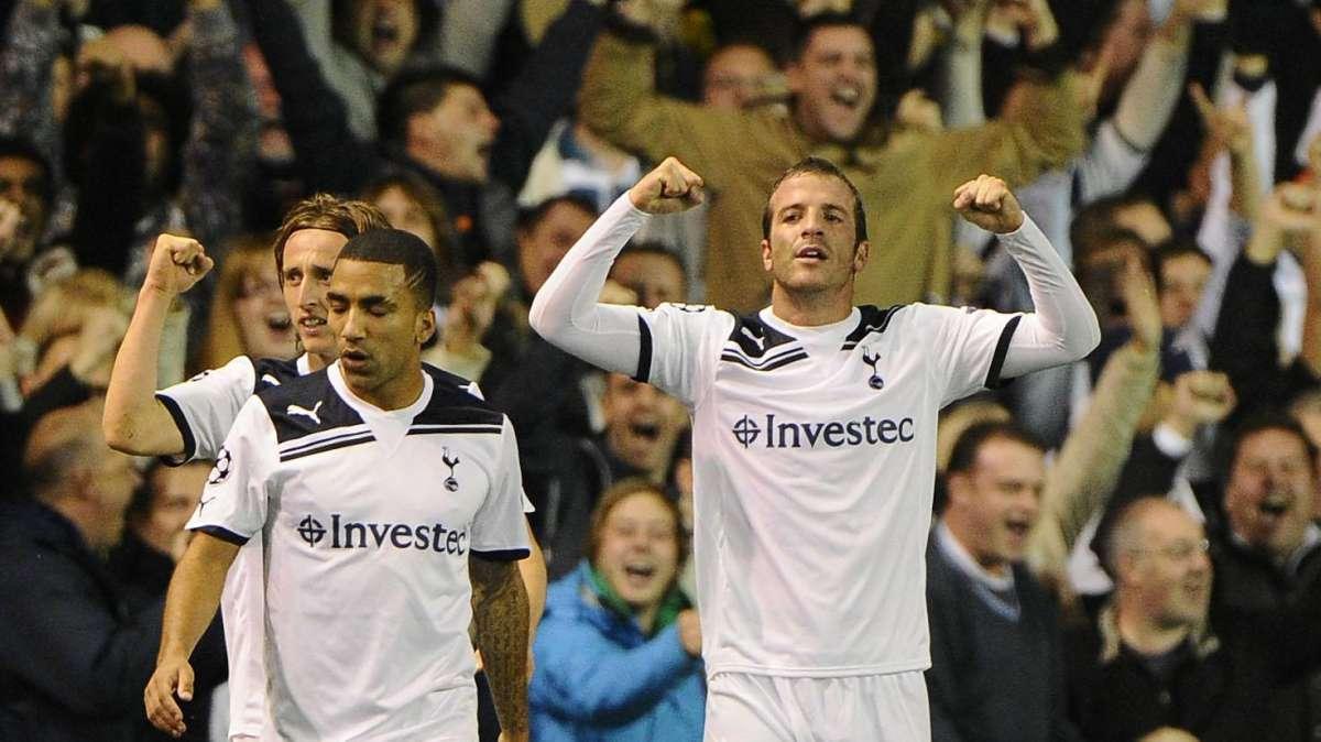 Tottenham, Van der Vaart: "Mourinho? Il migliore è Redknapp"