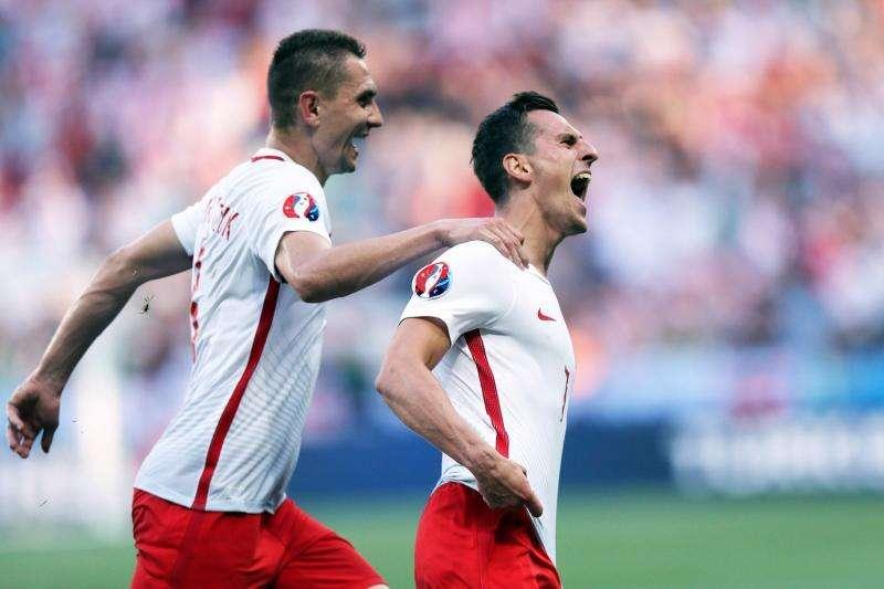 Calciomercato Napoli: Milik avvistato in città