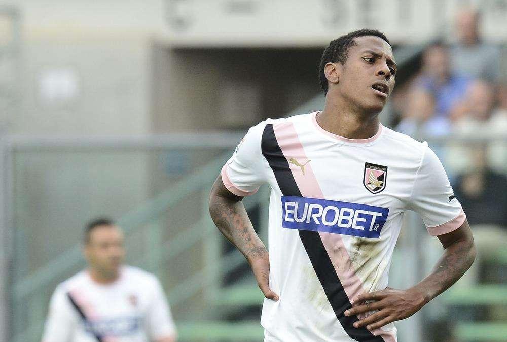 Arsenal sulle tracce di un attaccante del Palermo