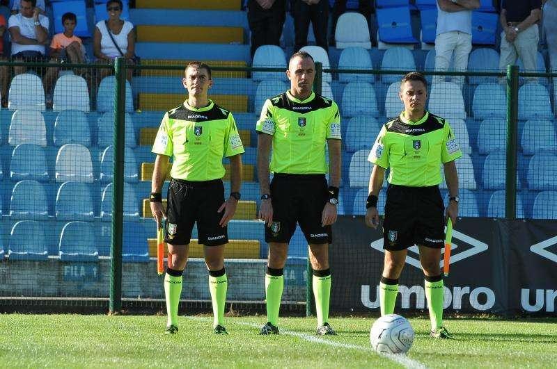 Gruppo D, gli arbitri della prima giornata