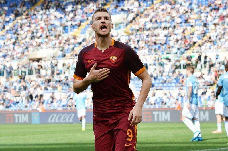 Calciomercato Roma, Dzeko: "Il mio futuro? Se fossi un bomber da 50 gol all'anno..."