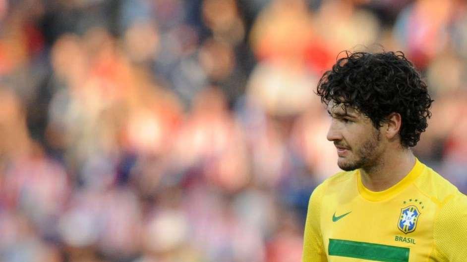 TRIPLICE FISCHIO- Brasile-Ecuador 4-2. Il Brasile si qualifica come primo del girone
