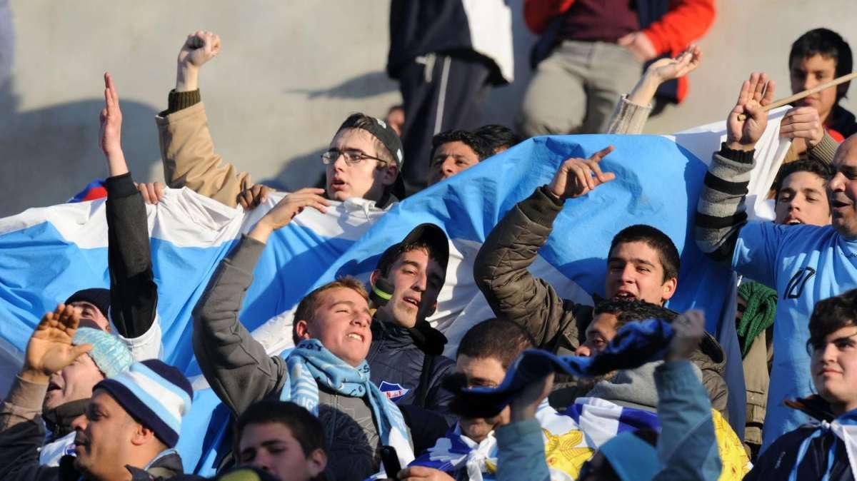 L'Uruguay vince e trova l'Argentina. Contro il Messico decide A. Pereira
