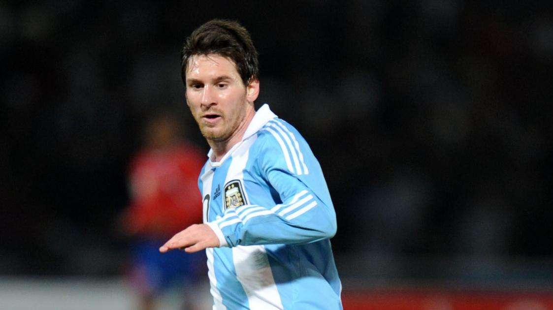 Cile, Messi si accoda a Xavi: