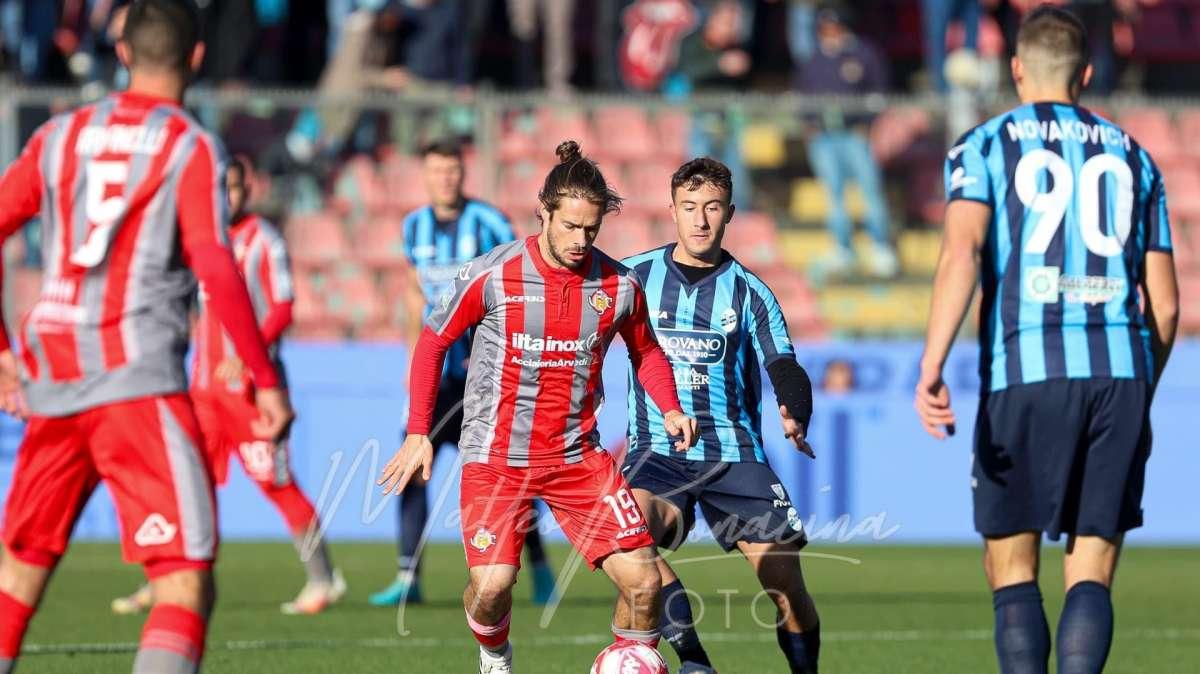 Lecco-Cremonese:  La voglia di cancellare il ''2000''