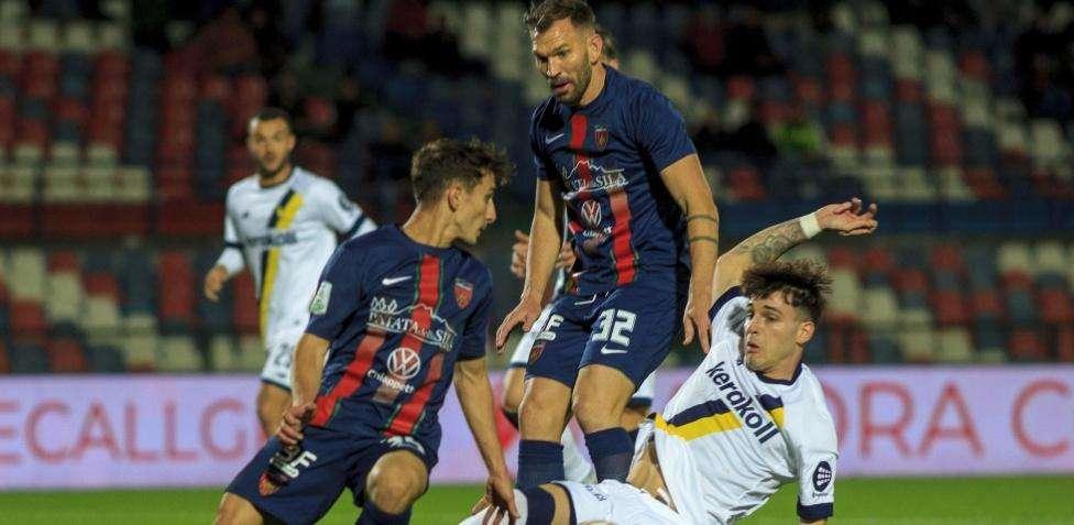 Al via la 14 Giornata di serie B: Cosenza e Modena pari e patta. 