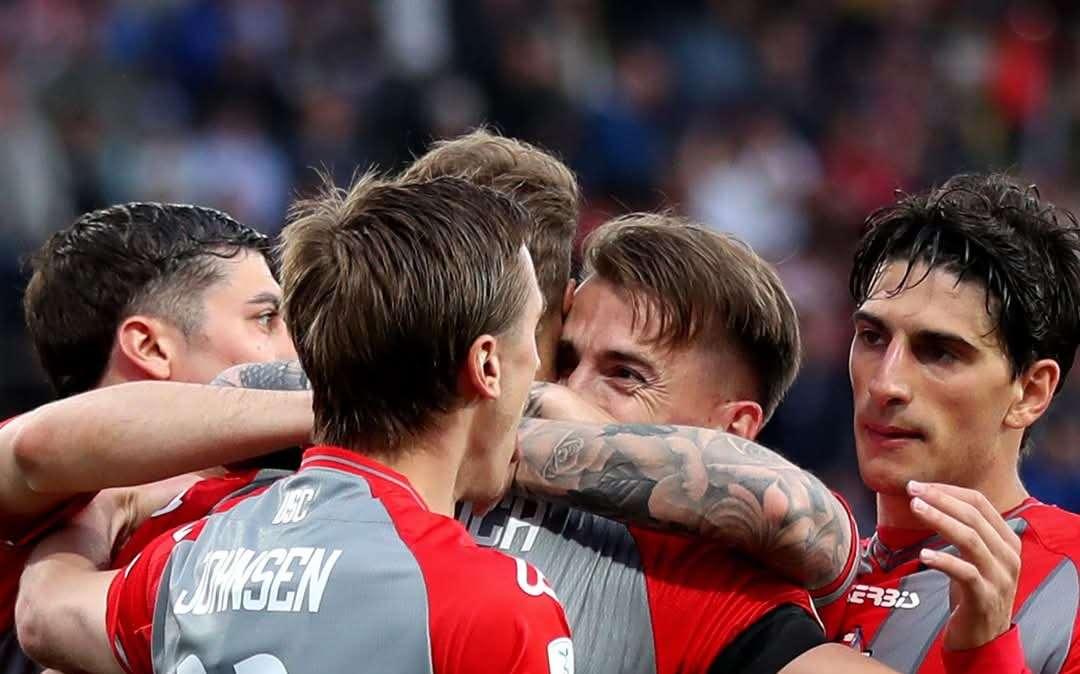 Cadono Catanzaro e Juve Stabia. La Cremonese è padrona del suo destino. 
