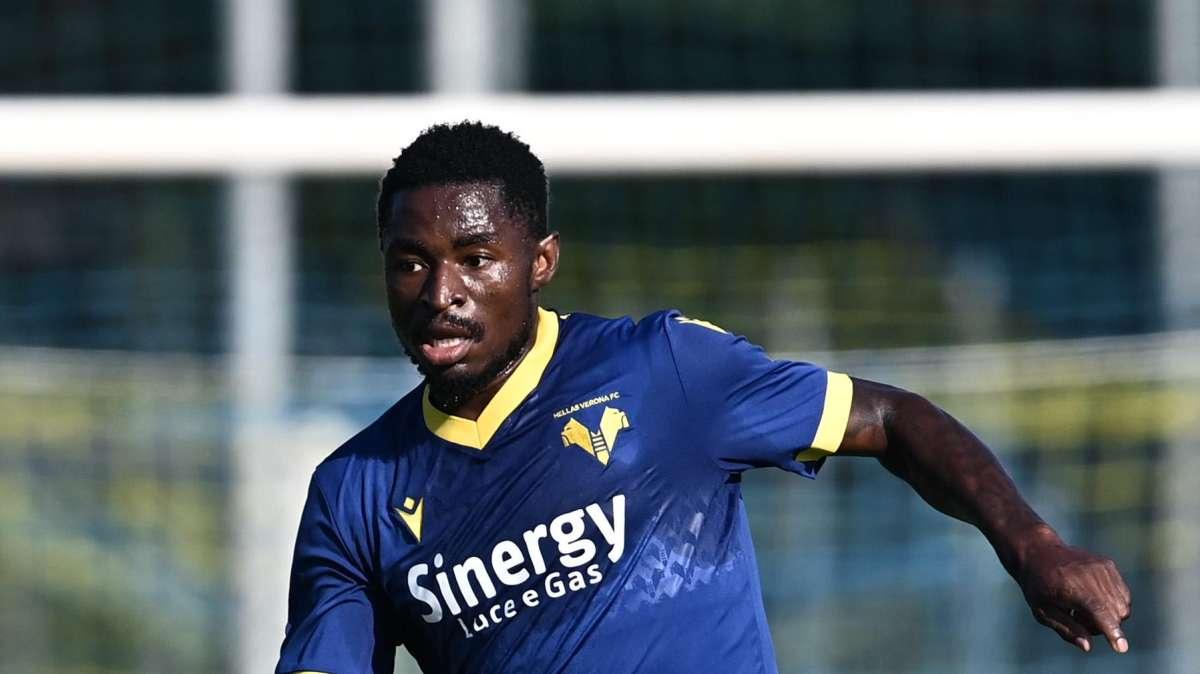 Cremonese, si tratta con il Verona il prestito di Hongla