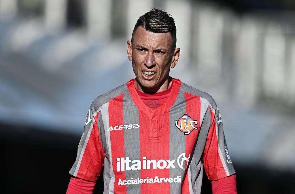 Cremonese: Falletti  in “forse” fari puntati su Felici, Seghetti e Ferrari. 