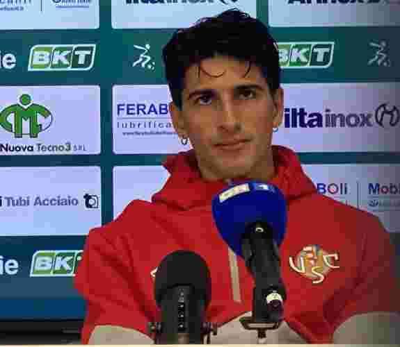 Barbieri carico in vista della Juve Stabia: “Siamo pronti a dare il massimo”