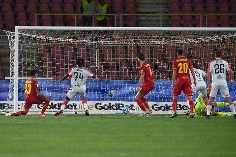 Le Pagelle di Catanzaro-Cremonese: Saro Eroico…Stroppa sbaglia i cambi 