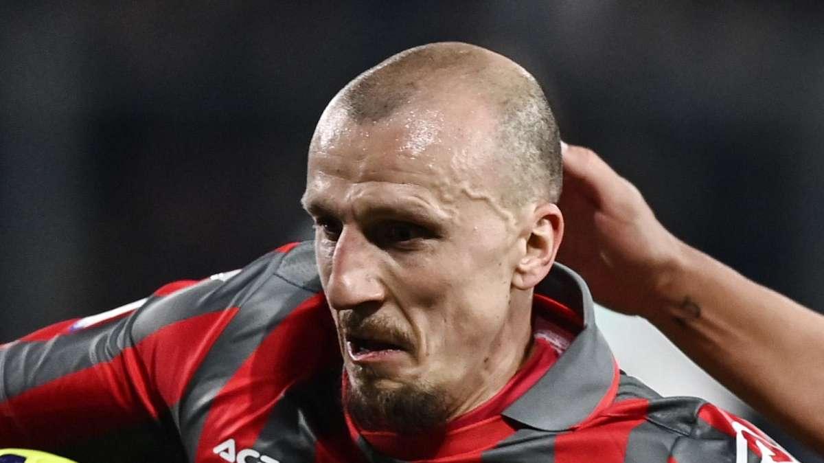 TuttoSport - Cremonese-Lecce 0-2, le pagelle: Chiriches concentrato