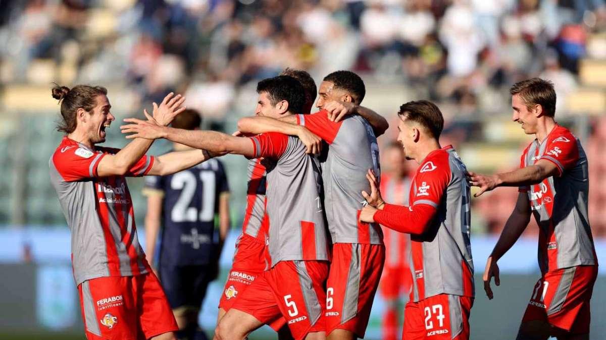 Cremonese, ora o mai più: il tabù della terza vittoria di fila da sfatare