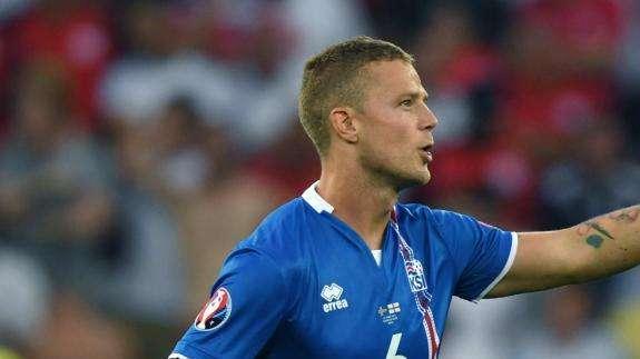 Le pagelle dell'Islanda - Ragnar Sigurdsson splende, attacco operaio