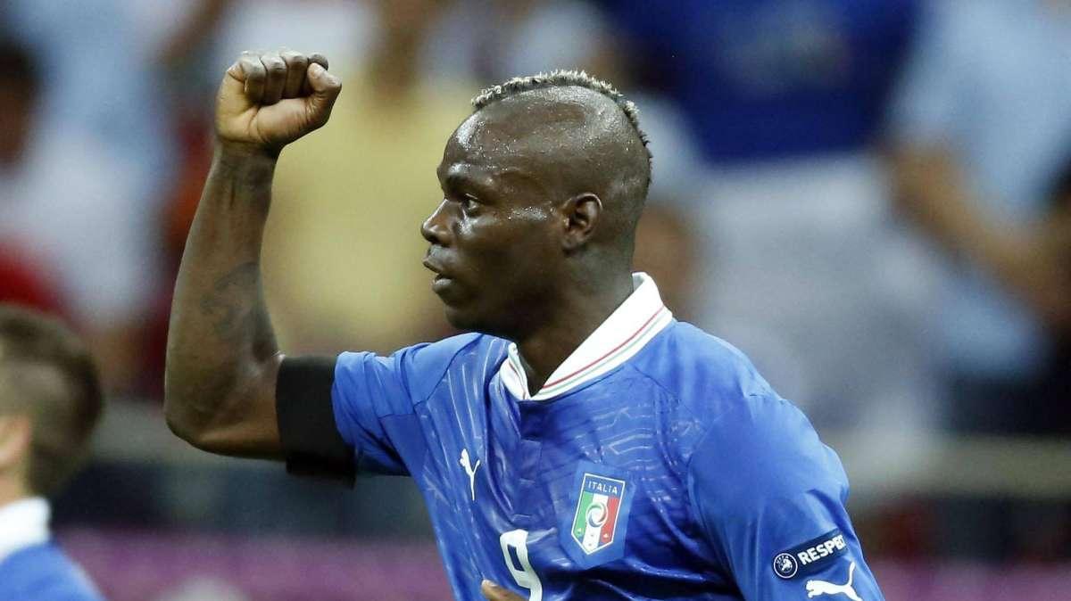 Mancini lancia Balotelli: "Se vince l'Europeo..."