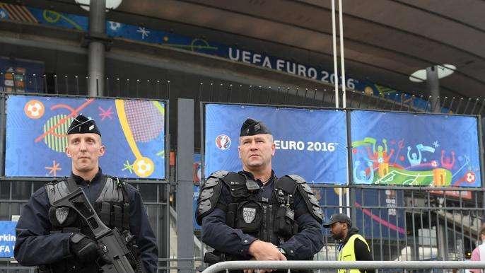 Euro 2016, decisa l'espulsione dalla Francia di 20 hooligans russi 