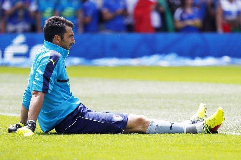 Buffon perplesso: "Non so quante altre volte una squadra ha vinto  ai rigori dopo tre errori"
