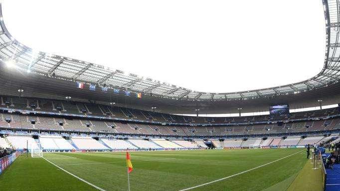 Italia-Spagna, allarme bomba: trovato pacco sospetto allo Stade de France