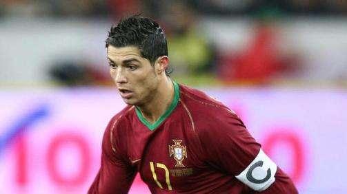 Portogallo, Ronaldo: "Non capisco perché Ferdinand non sia in nazionale"