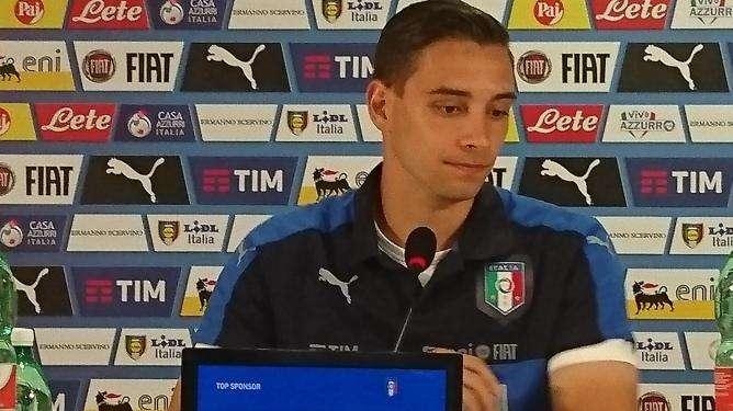 De Sciglio: "Loro sono campioni del mondo, ma noi puntiamo tutto sul gruppo. Conte ci trascina"