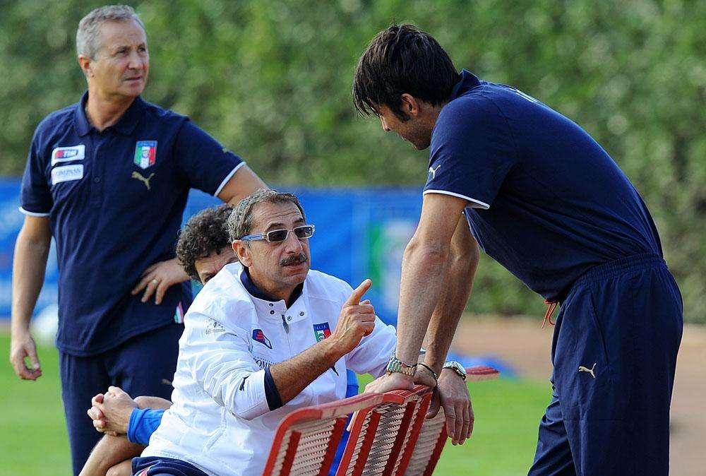 Italia, dott. Castellacci: "Domani l'esito degli esami di Chiellini"