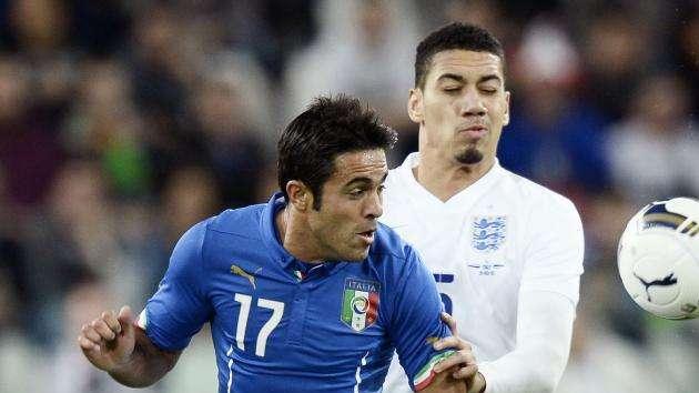 Inghilterra, Smalling rassicura: "Nessun infortunio al ginocchio" 