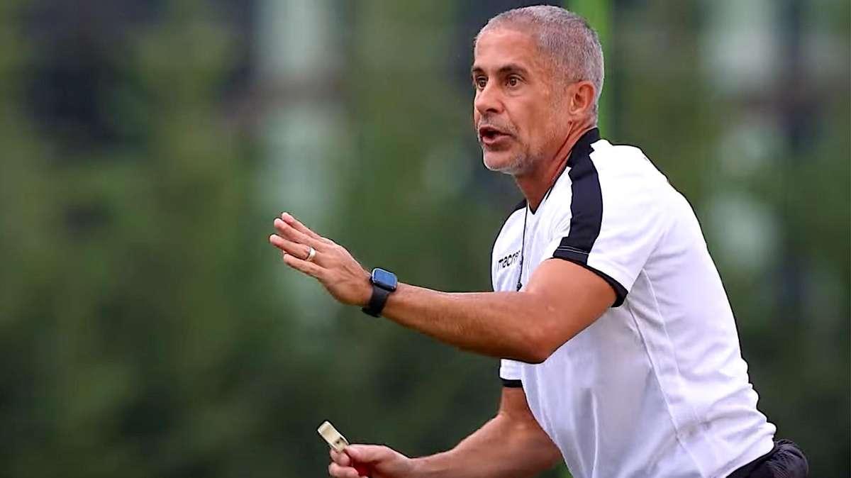 Albania verso la riconferma del ct Sylvinho