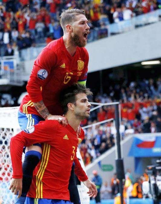 Spagna, i quotidiani sono perplessi: "E ora che si fa?"