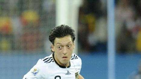 Germania, Ozil: "L'Italia merita di essere in semifinale, ma sono convinto che potremo vincere"