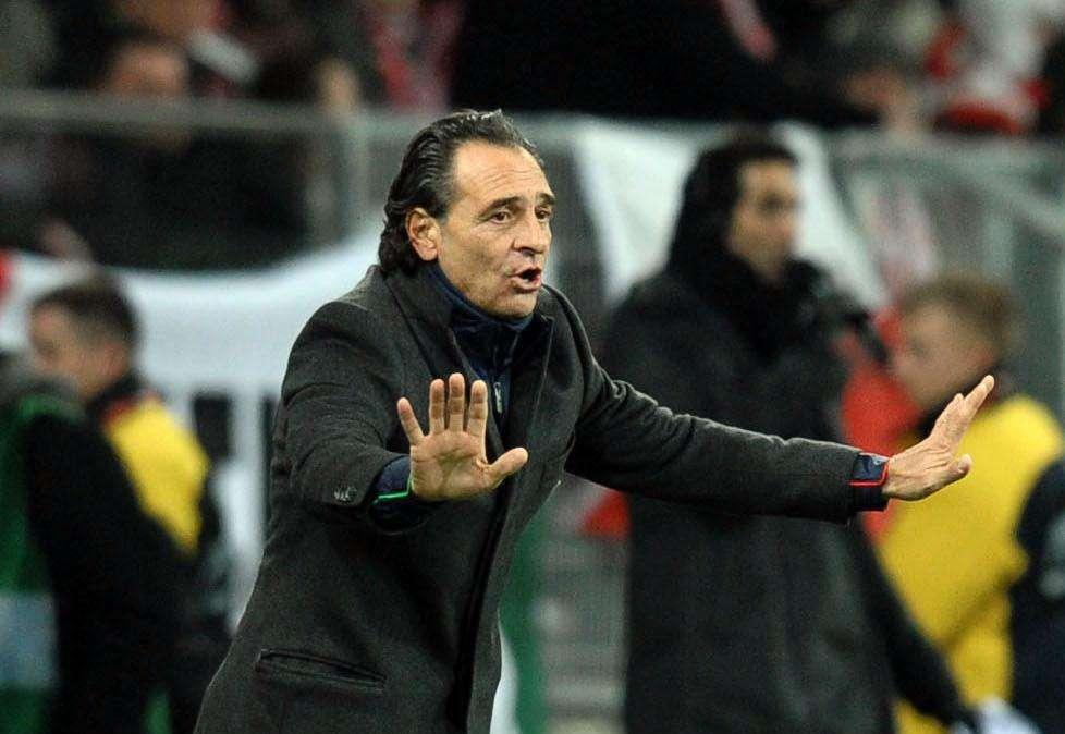 Italia, Prandelli: "Chi non rispetta il codice etico rischia l'Europeo"