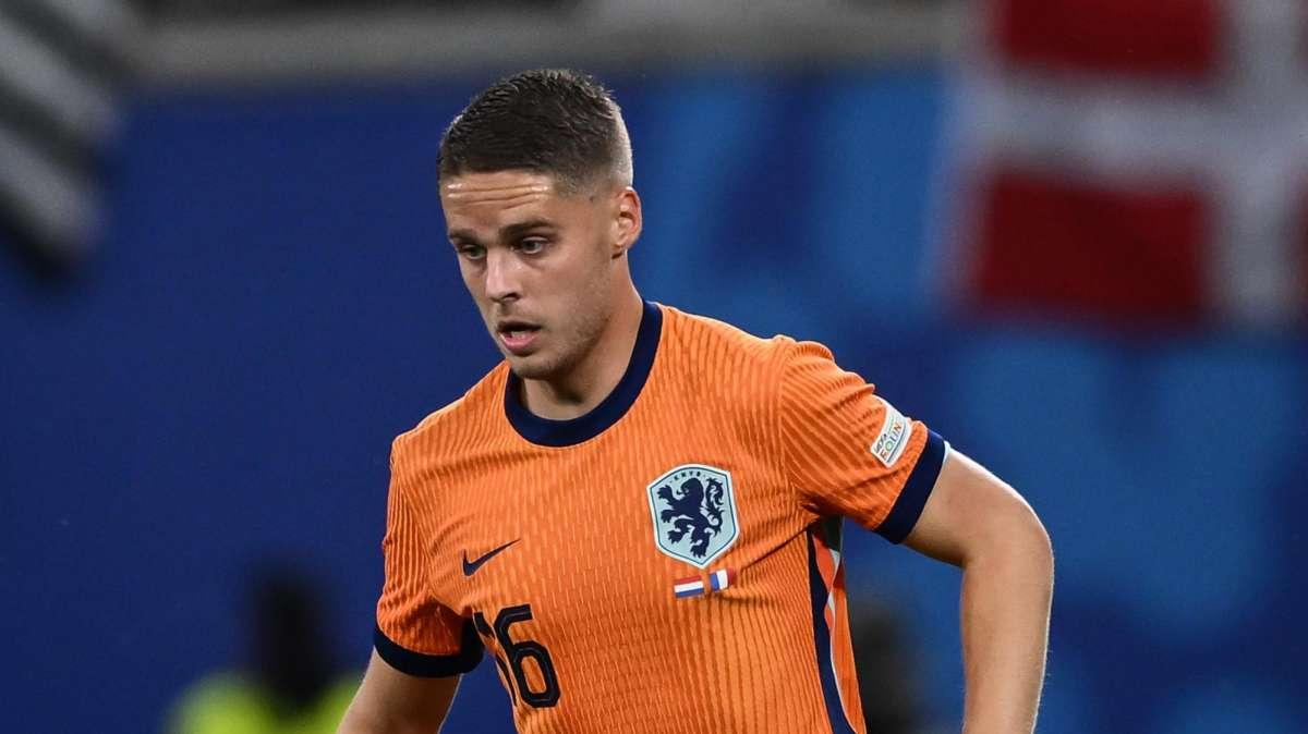 Olanda, Veerman: "Sarebbe brutto dare la colpa di questa sconfitta all'arbitro"