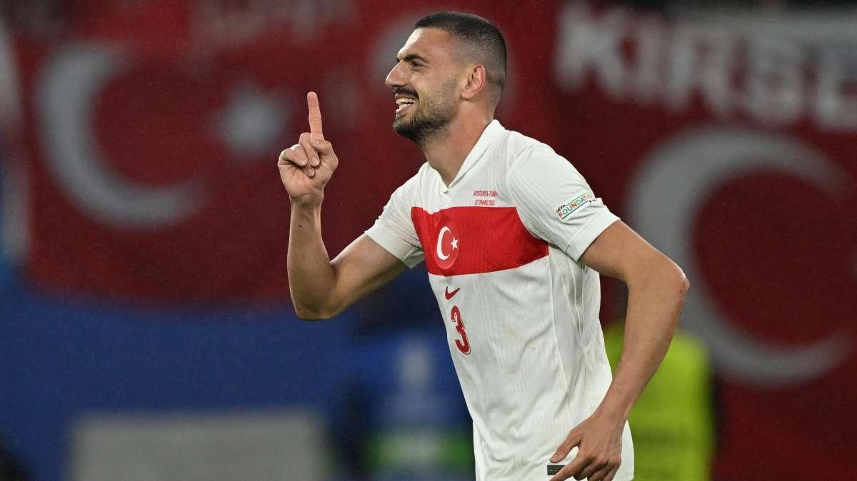 Turchia, due giornate di squalifica a Demiral per la sua esultanza contro l'Austria 