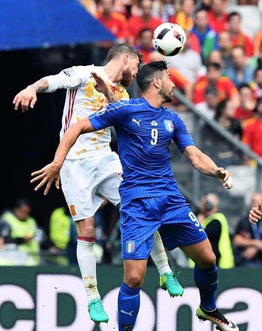 Italia, Pellè "uomo immagine" nonostante la delusione europea: la Cina lo ricopre d'oro