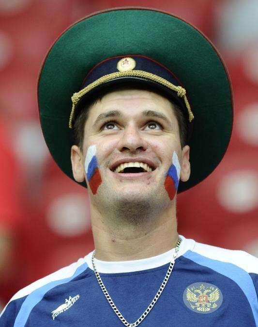Russia, contro la Serbia è solo pari
