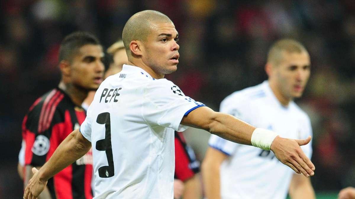Real Madrid, Pepe: "Il gruppo deve aiutare Ronaldo"