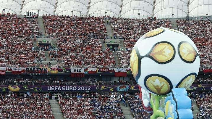 Francia, Evra: "L'Ucraina giocherà più a calcio dell'Inghilterra"