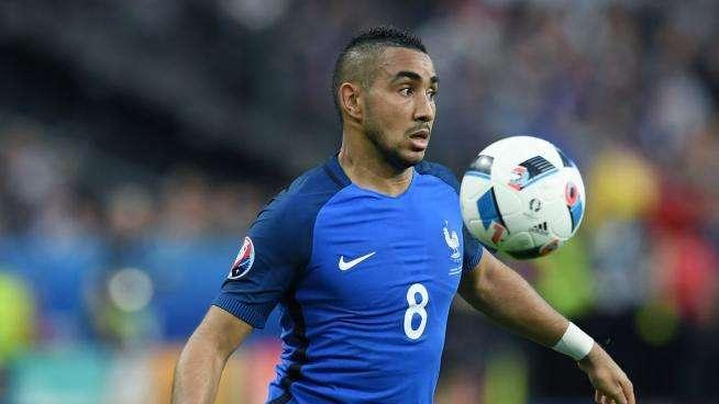 Gruppo A, la Francia balbetta e supera la Romania solo grazie a un sontuoso Payet: 2-1 al Saint-Denis