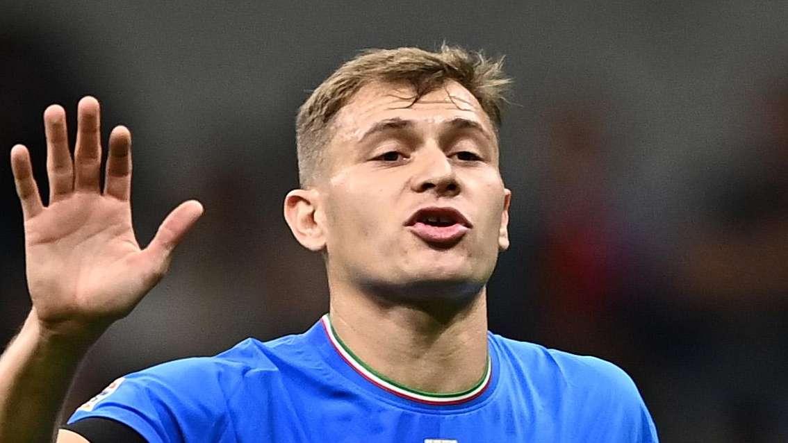 LIVE TE - Italia in campo per il primo allenamento, Barella e Fagioli lavorano a parte